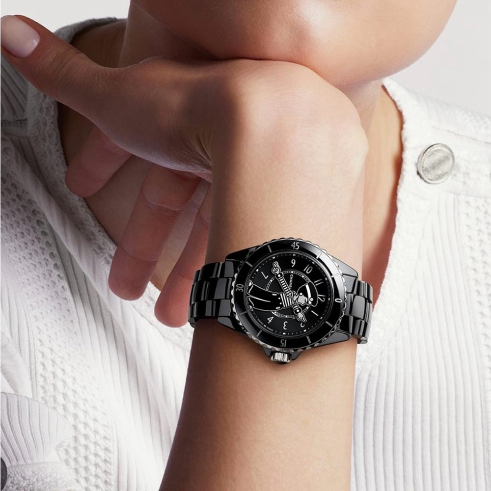 CHANEL Mademoiselle J12 La Original brand new 
Pausa Watch, 38mm